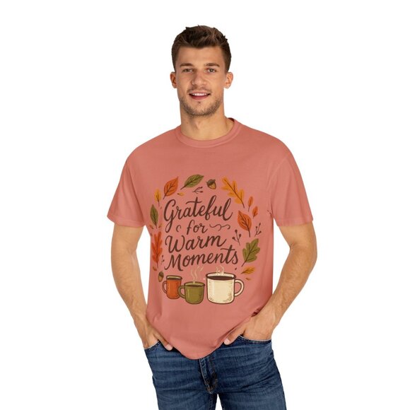 Tops - Grateful for Warm Moments T-shirt | Autumn mugs and leaves design